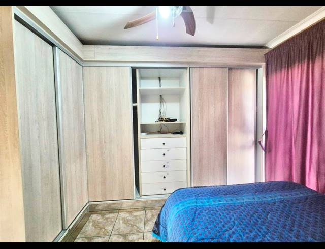 3 BEDROOM HOUSE FOR SALE IN IVY PARK